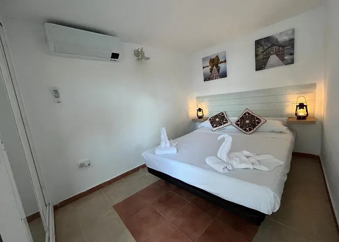 Rocio Villa Vega de San Mateo